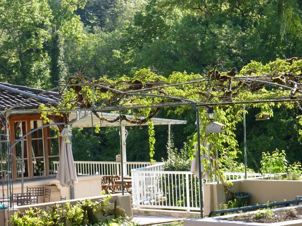 Hotel Restaurant Des Grottes Du Pech Merle Cabrerets エクステリア 写真